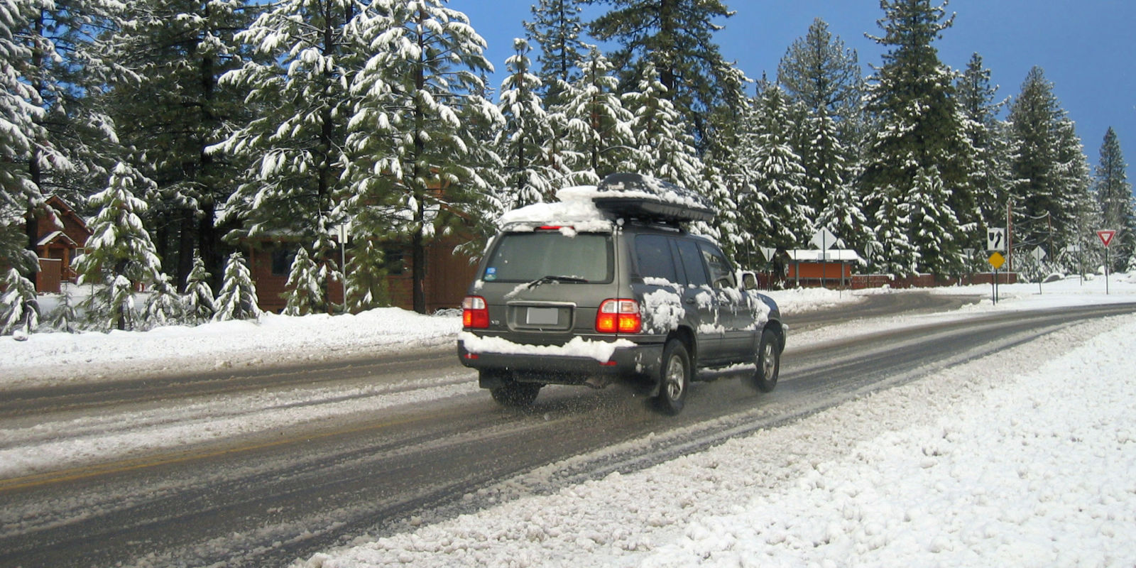 How to Maintain Car in Winter—Winter Car Safety Tips