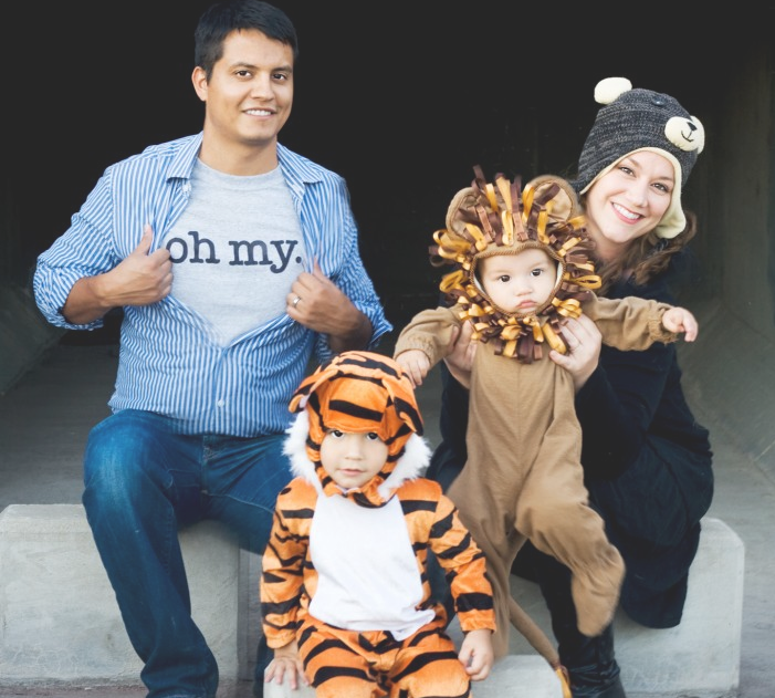 40 best family halloween costumes 2017 cute ideas for themed costumes for families - Family Halloween Costumes For 4 40 best family halloween costumes 2017 cute ideas for themed costumes for families - Family Halloween Costumes For 4