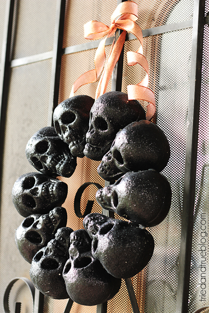 40 easy diy halloween decoration ideas homemade halloween decor projects - Skull Halloween Decorations 40 easy diy halloween decoration ideas homemade halloween decor projects - Skull Halloween Decorations