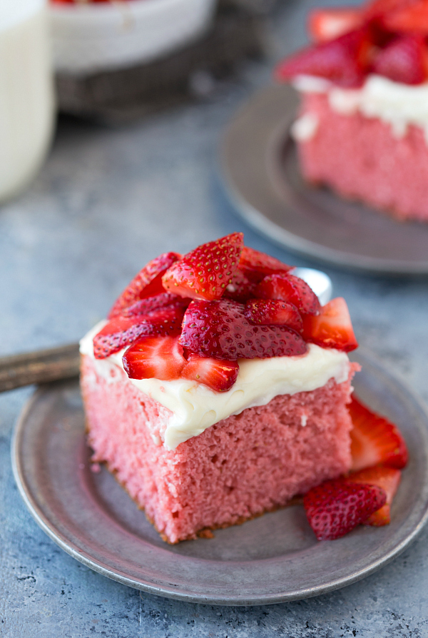 31 Easy Strawberry Dessert Recipes - Best Ideas for Summer Strawberry