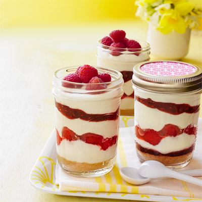 no bake raspberry cheesecake pots